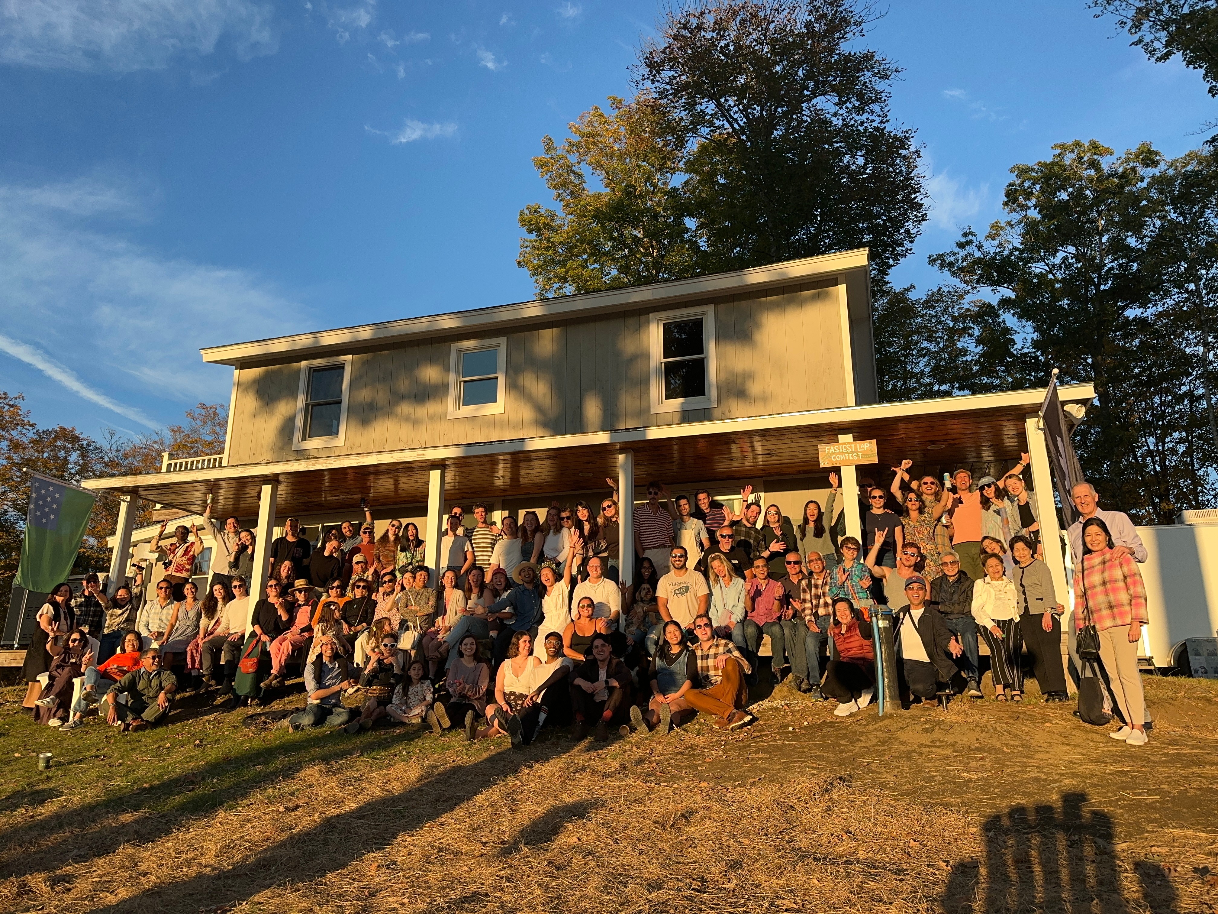 Photo of a study hall area with desks and people studying.